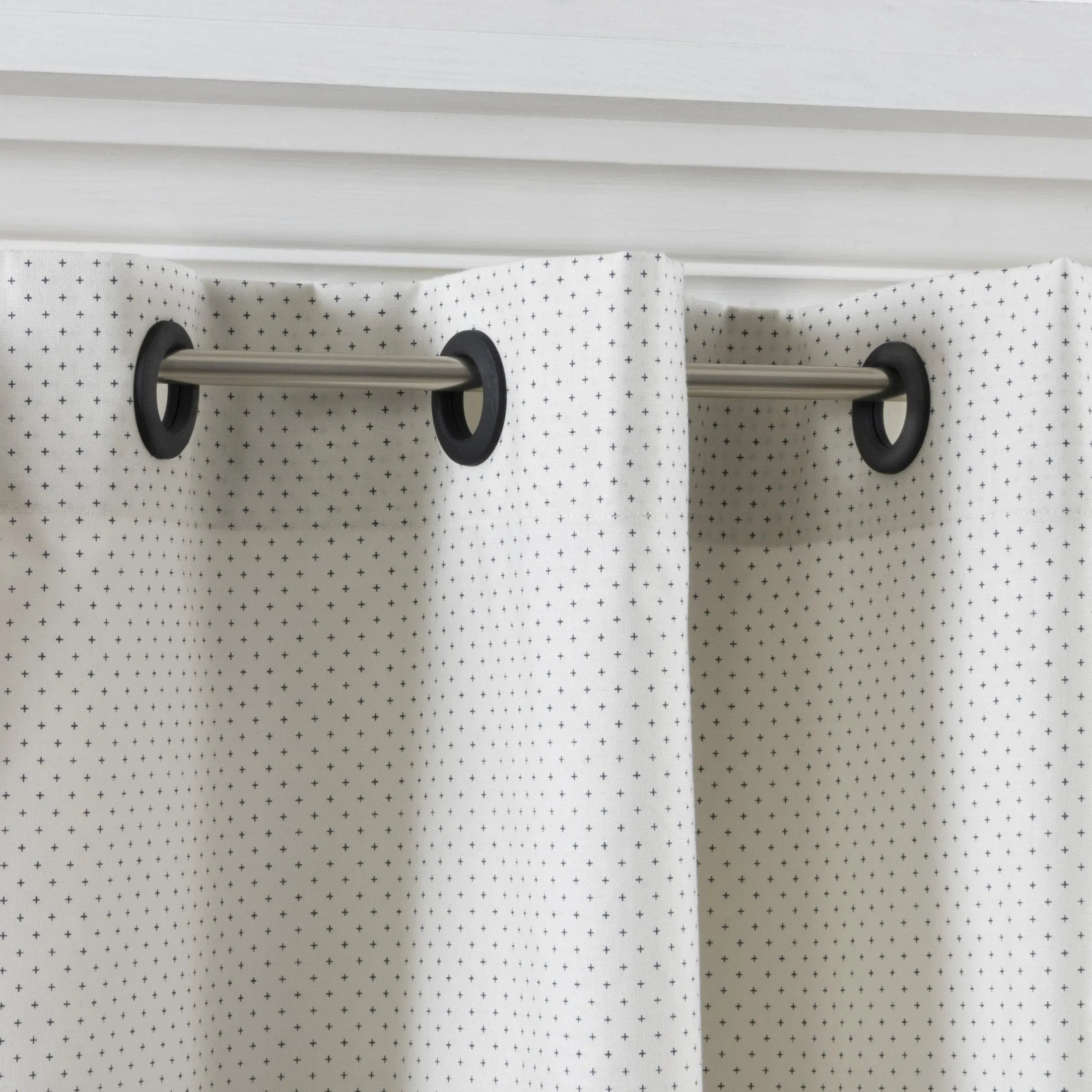 1" Curtain Grommets, 8 Sets