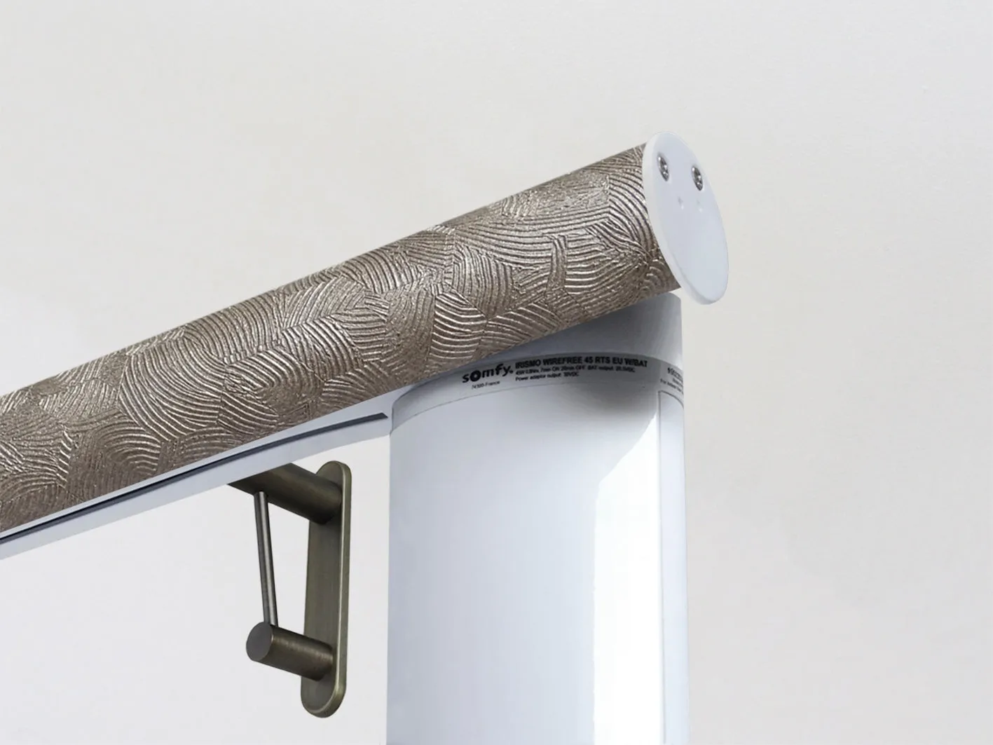 Motorised curtain pole in 50mm dia. antique gold wrap