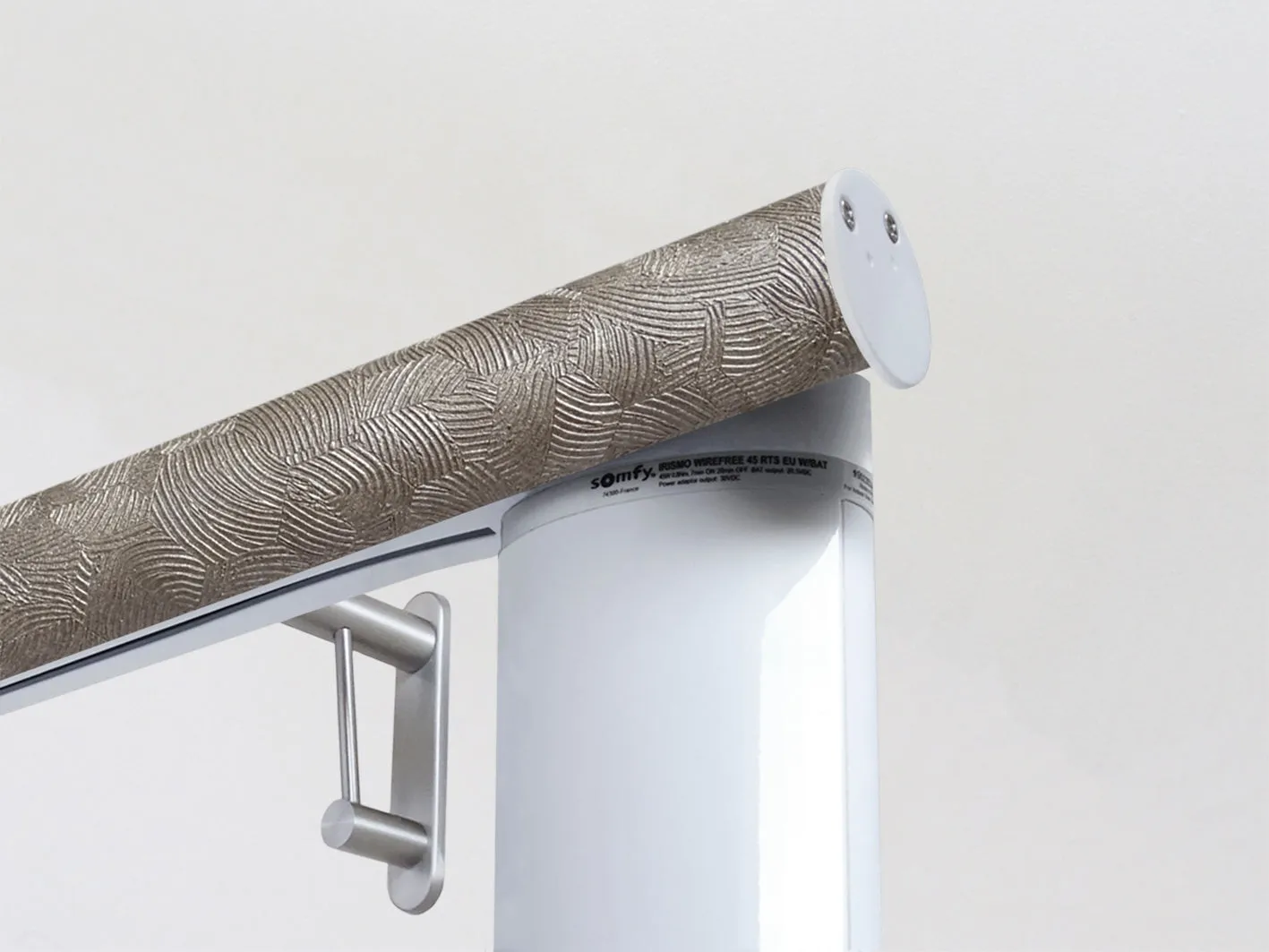 Motorised curtain pole in 50mm dia. antique gold wrap