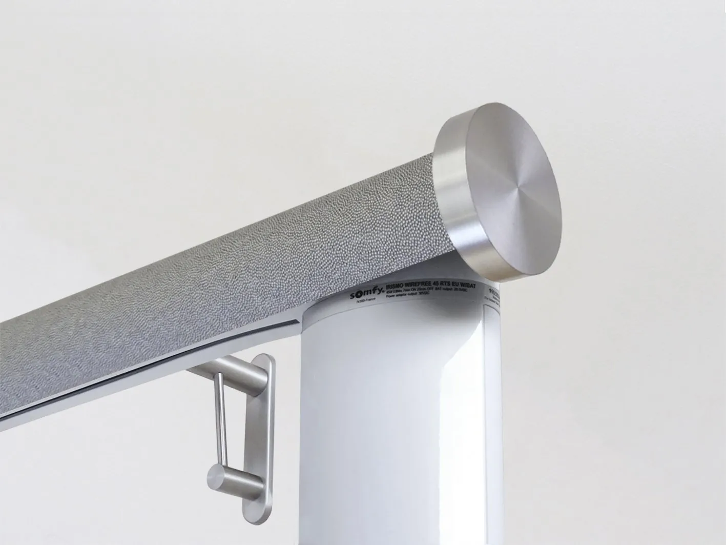 Motorised curtain pole in 50mm dia. dusk wrap