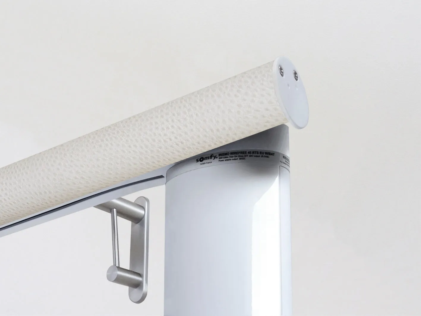 Motorised curtain pole in 50mm dia. ostrich wrap
