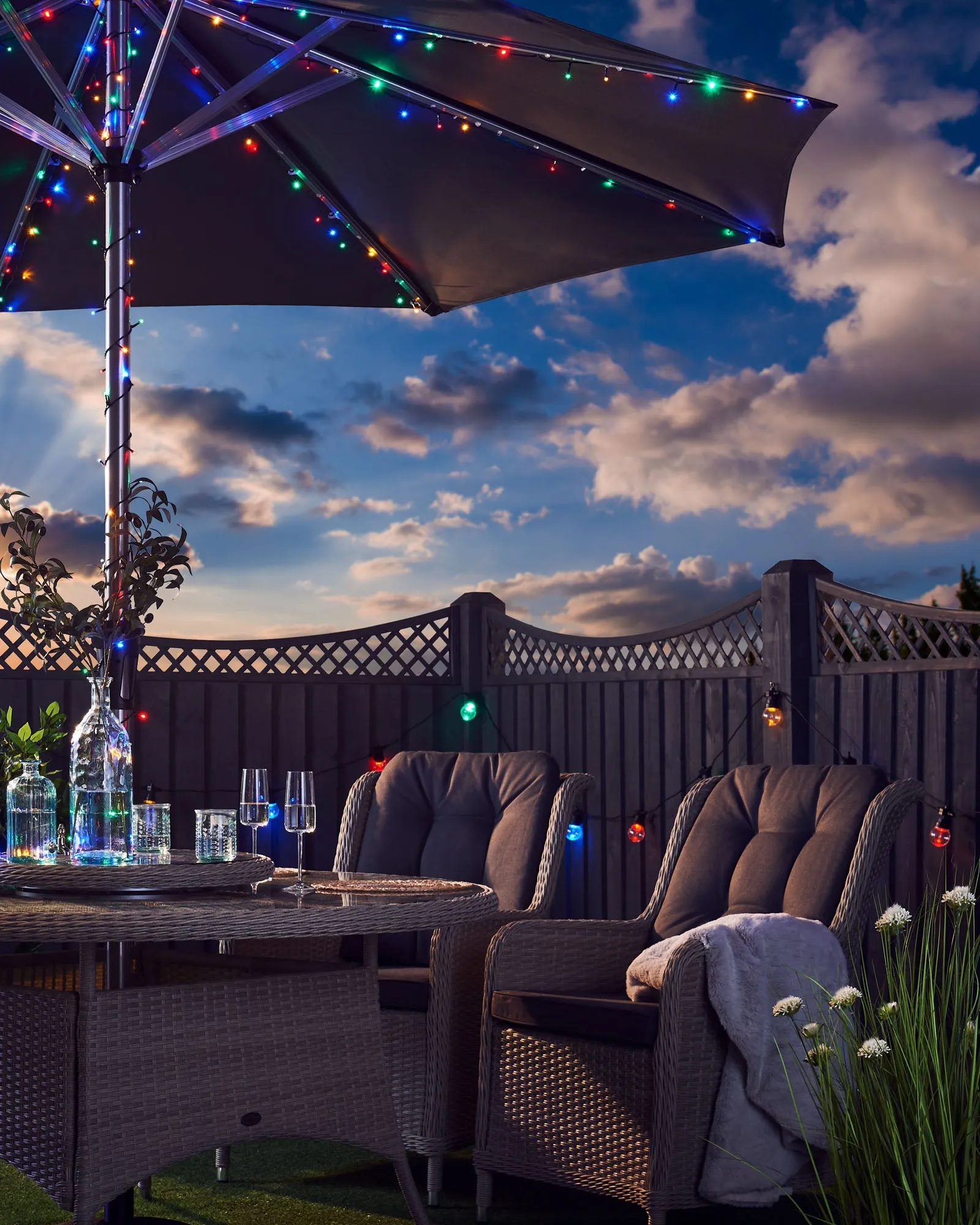 Outdoor Multi-Function 240 LED Light String, Multi Colour