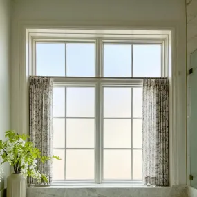 Sara Le Print Linen Cafe Curtain Pleated