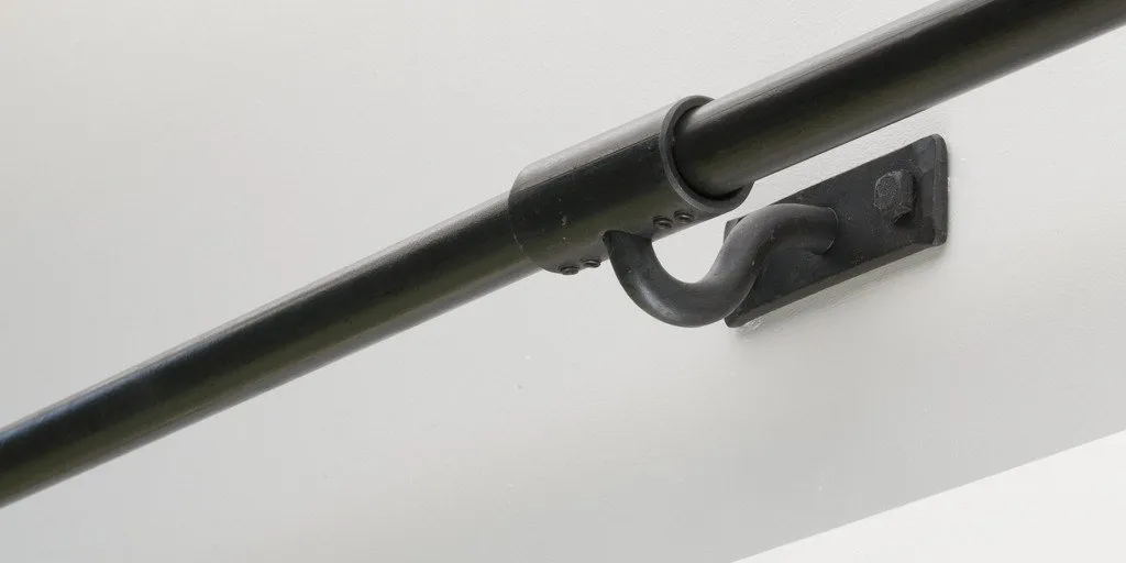 Wrought Iron Bay Window Pole with Short Barrels